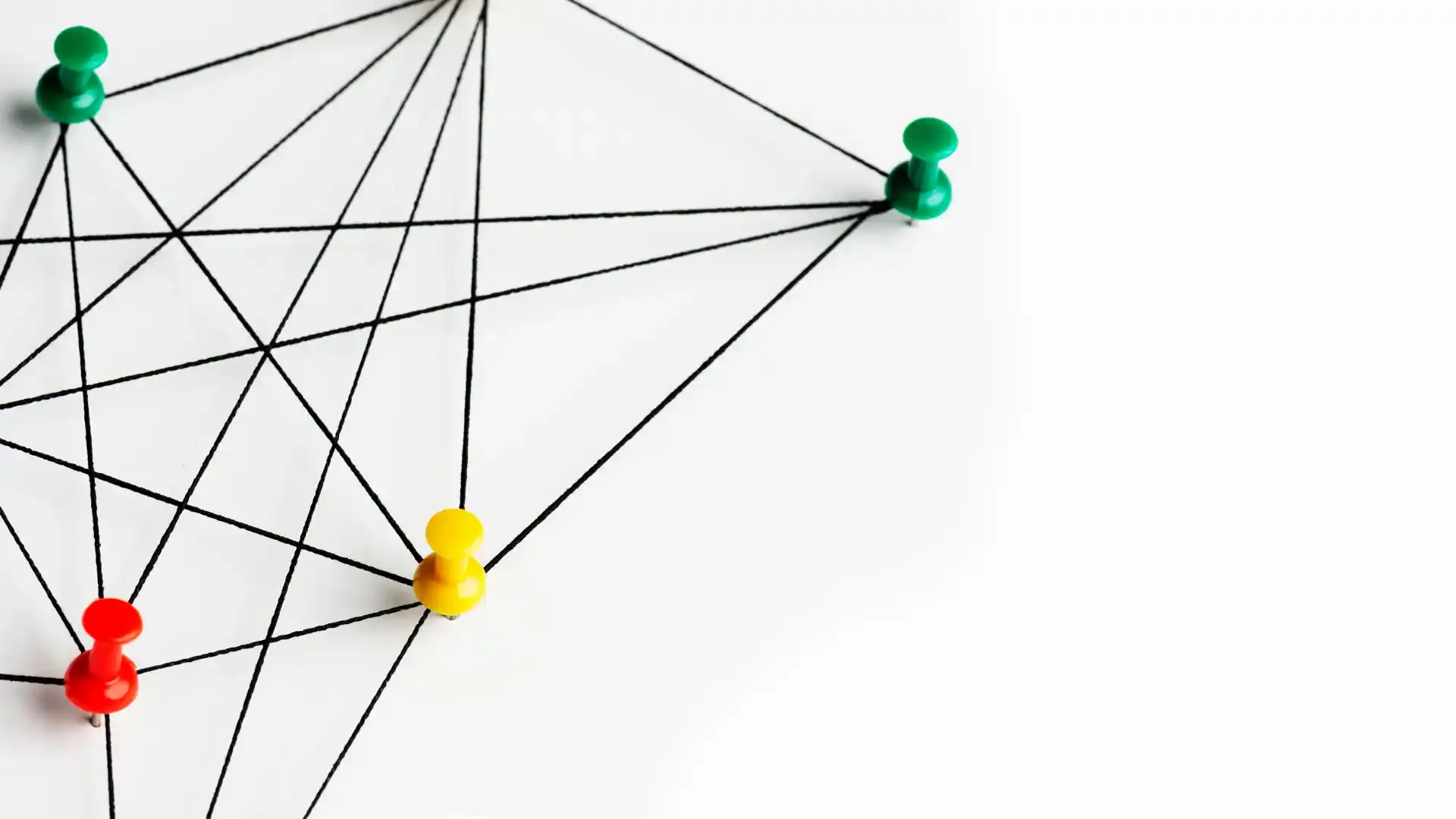 Distinción conceptual entre conexidad procesal y conexidad sustancial en casos judiciales